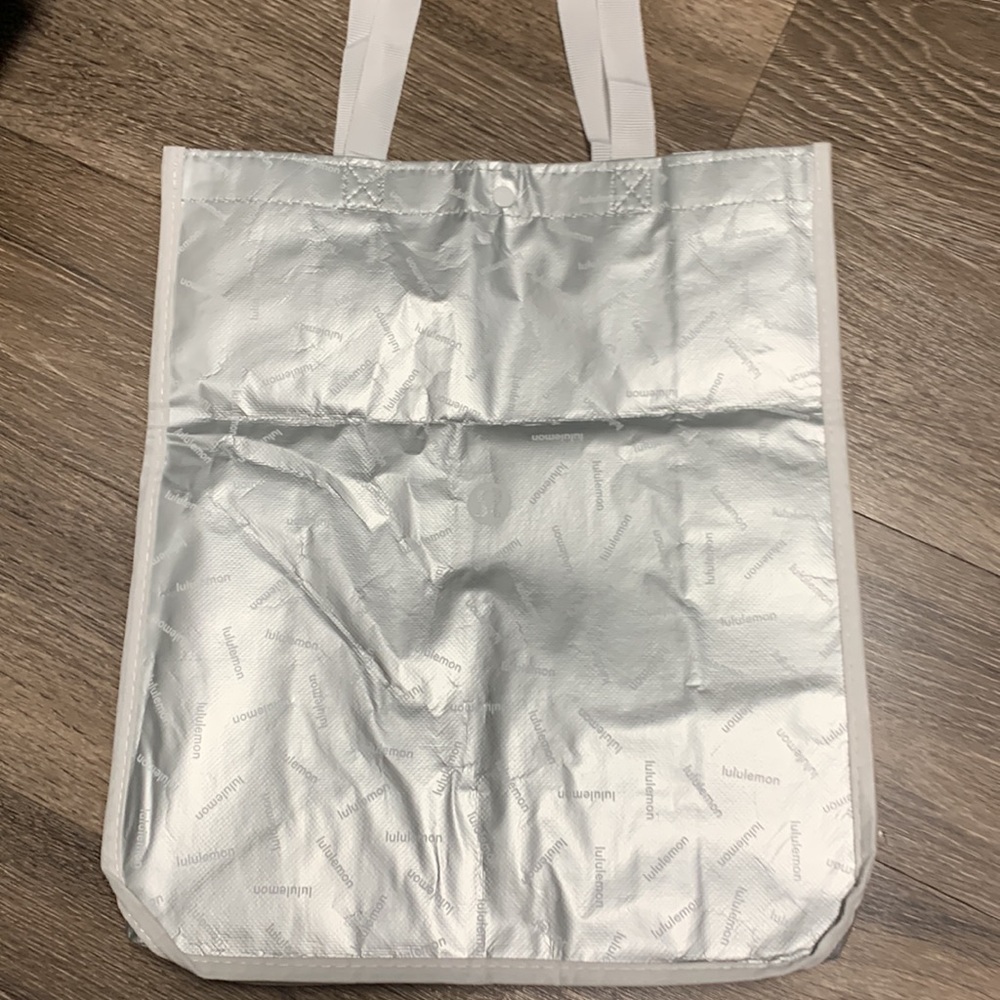 Lululemon reusable tote bag bundle - Picture 3 of 3